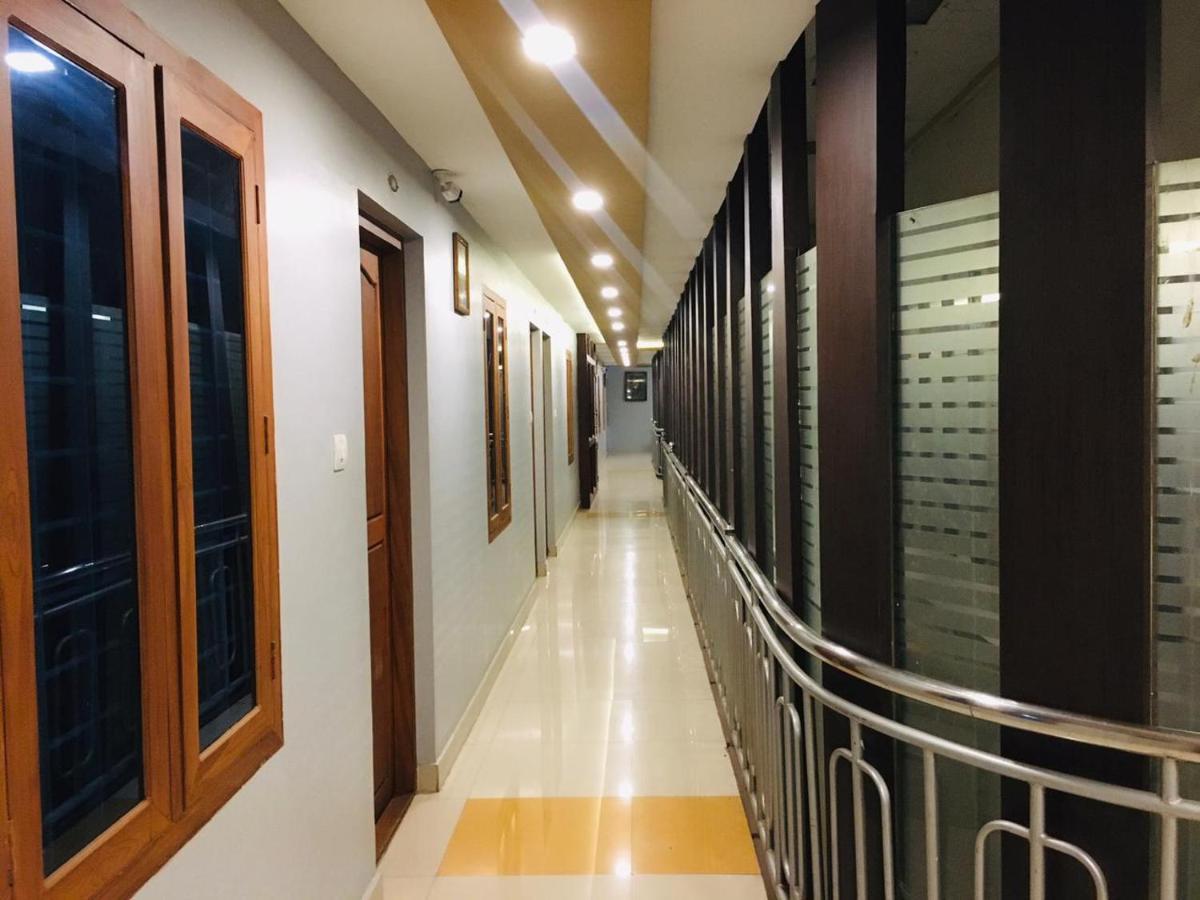 Mp Residancy Hotel Perintalmanna Kültér fotó